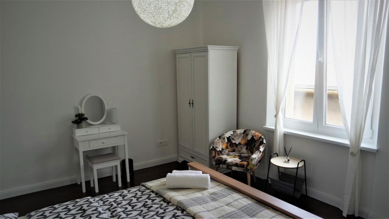 Sea Flower Apartment Rijeka Ngoại thất bức ảnh