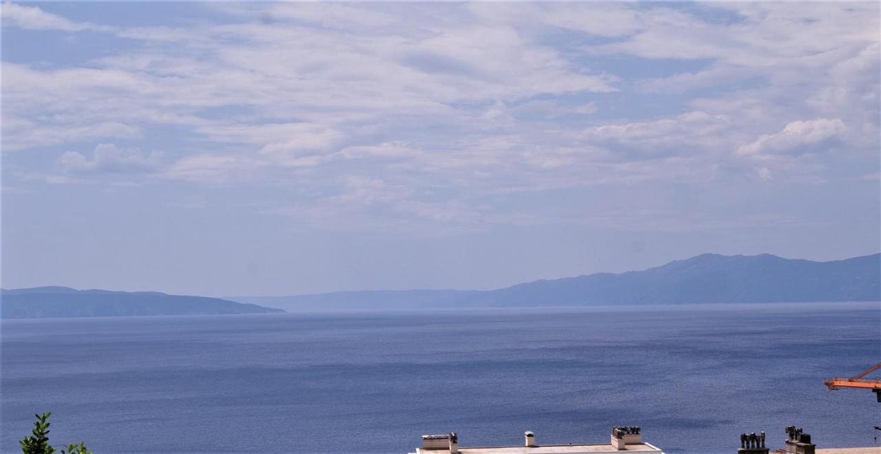Sea Flower Apartment Rijeka Ngoại thất bức ảnh
